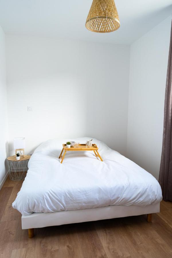 Appartement Cosy Avec Parking Prive A Saumur Exterior photo